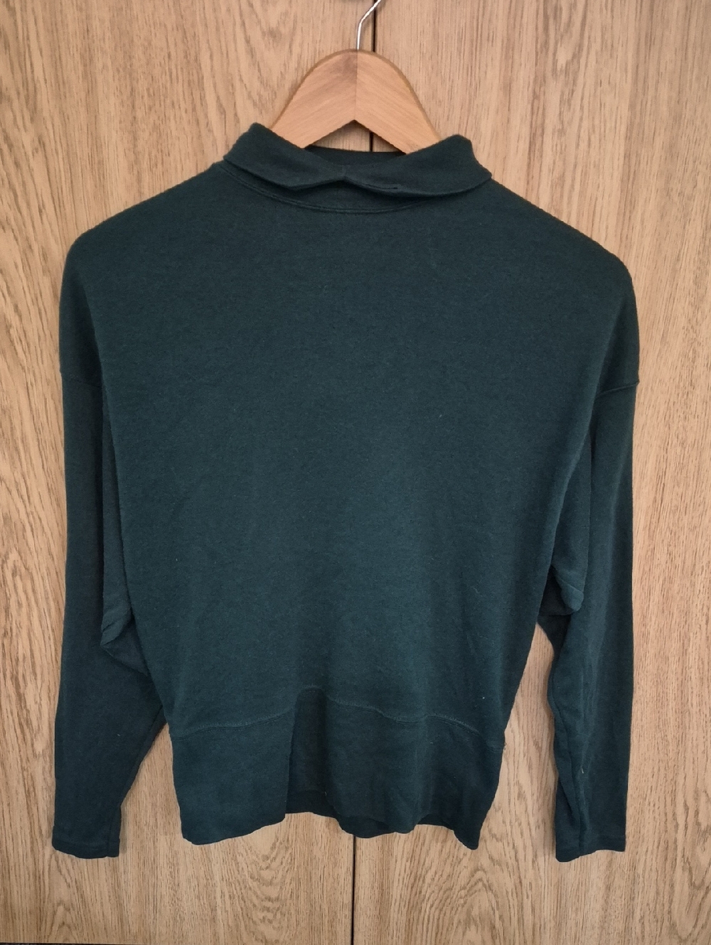 Outback Red Forrest Green Peter Pan Collar Long Sleeve Top